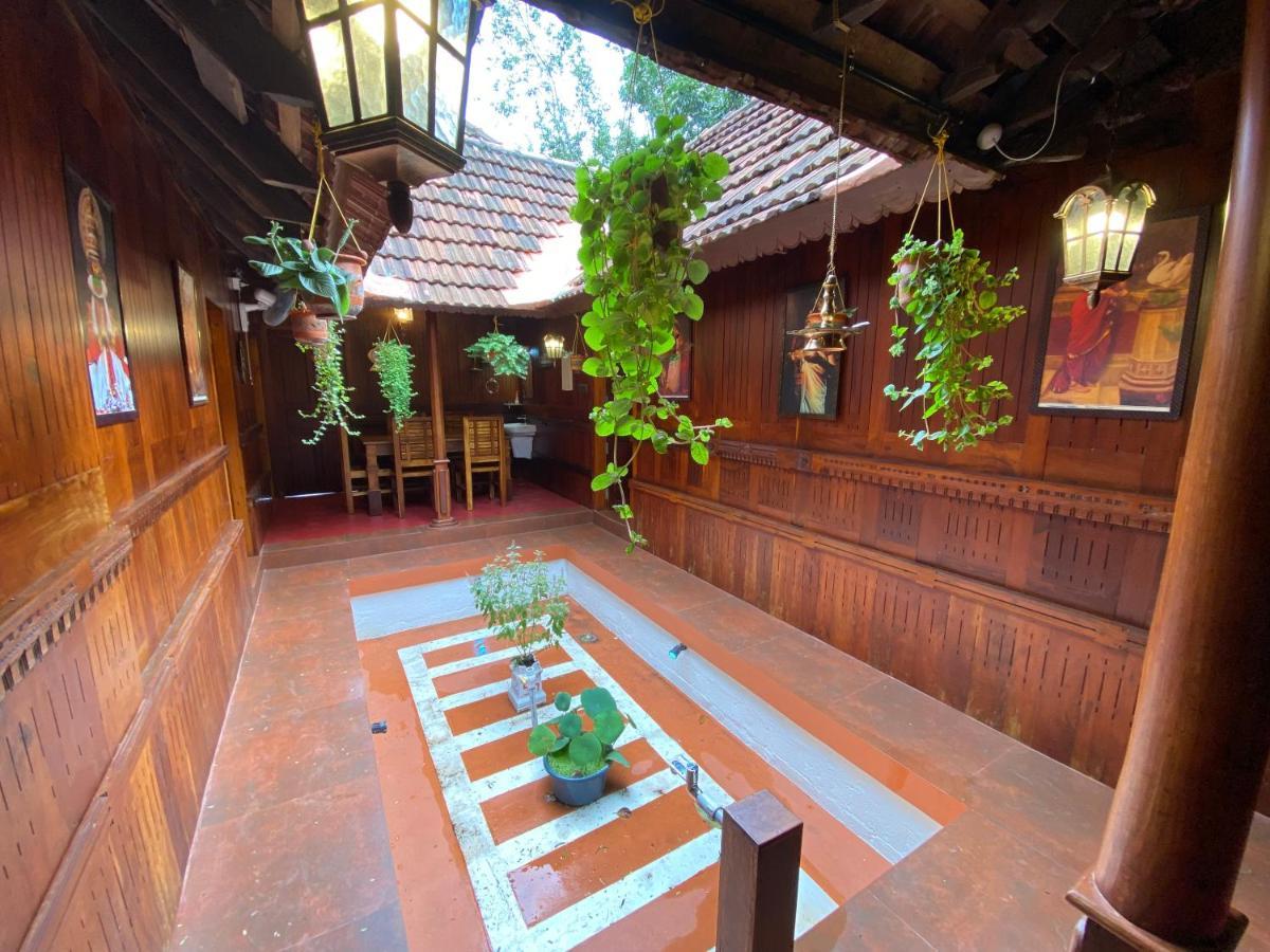 Mayoorapanjaram Neyyattinkara Exterior foto